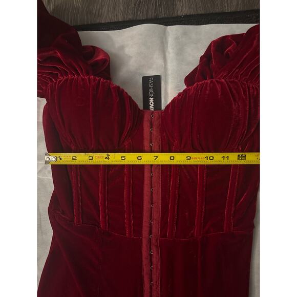 Fashion Nova Vivian Velvet Corset Jumpsuit  M NEW Renaissance Cosplay Goth Punk - Picture 8 of 12